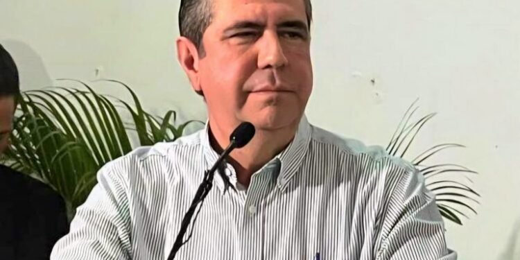 Francisco Javier: “el desafío de la oposición es convencer a la población de votar el 19 de mayo”