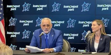 Lidom y Marlins firman acuerdo que llevará partidos de invierno a Miami