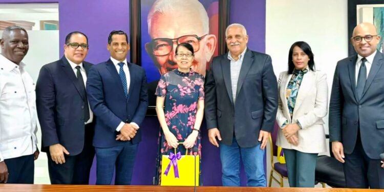 El PLD intercambia con encargada de las relaciones con partidos políticos del Partido Comunista de China (PCCh)