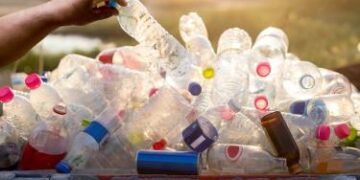 Ecologistas critican falta de compromiso en las negociaciones sobre contaminación plástica