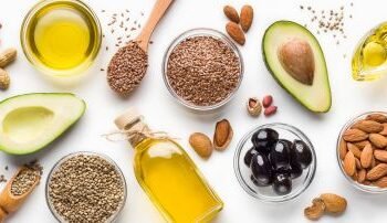 5 tipos de alimentos que te hacen más inteligente y seguro tienes en casa