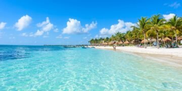 Banco Popular y ASONAHORES presentan tercer estudio sobre turismo dominicano