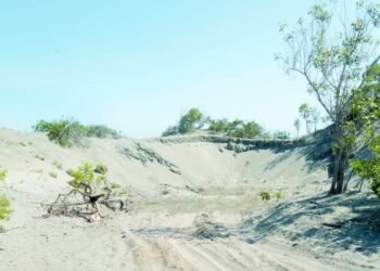 Las dunas de Baní aún sin vigilancia