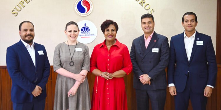Impresiona a reaseguradora internacional penetración del Mercado Asegurador Dominicano