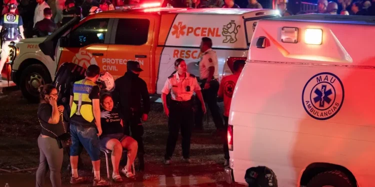 Ascienden a 9 los muertos y 50 heridos tras la caída de un templete en un acto del opositor Máynez en México