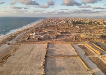 EEUU comienza a desembarcar ayuda para Gaza a través del muelle artificial que ha instalado en su costa