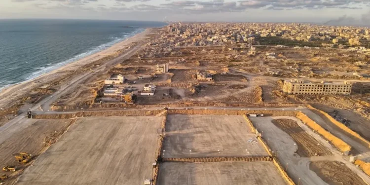 EEUU comienza a desembarcar ayuda para Gaza a través del muelle artificial que ha instalado en su costa