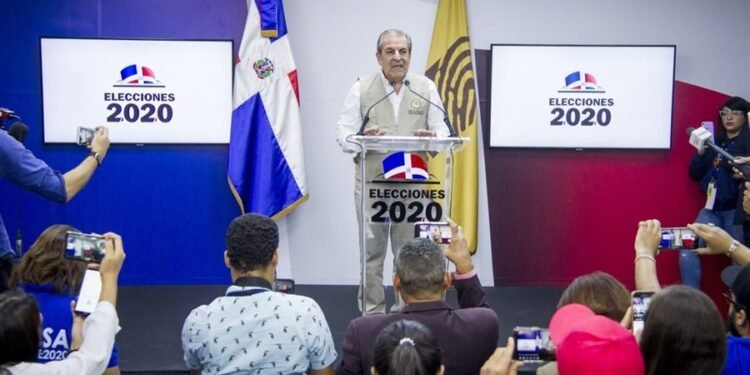 OEA ve mejoras en elecciones RD, pero cuestiona compra de votos
