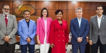 Superintendencia de Seguros concluye Semana del Seguro con un importante panel organizado por CADOAR y gremios del sector asegurador