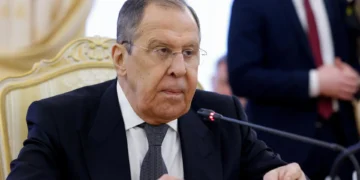 Putin se prepara para una larga guerra con cambio de ministro de Defensa