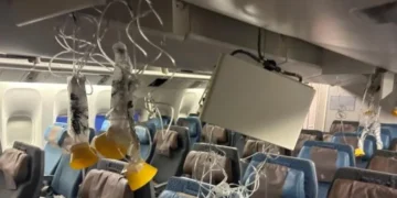 Las turbulencias extremas que dejaron un pasajero muerto y 30 heridos en un vuelo entre Londres y Singapur