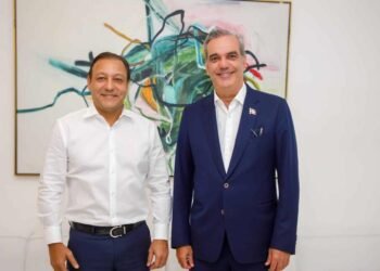 Abinader y Abel Martínez sostienen primer encuentro para tratar reformas