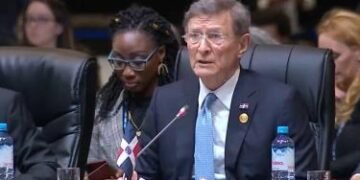 Canciller dominicano insta a enfrentar el sargazo como emergencia