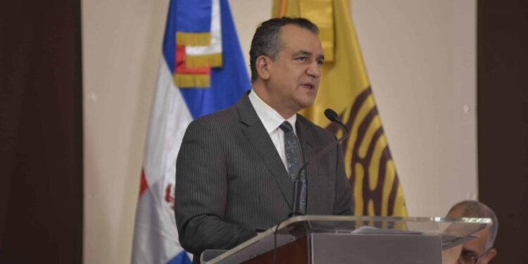 Presidente de la JCE pide a los políticos prudencia y civismo