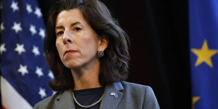 Secretaria de Comercio: Una invasión china de Taiwán tendría un efecto «devastador» en EE.UU.