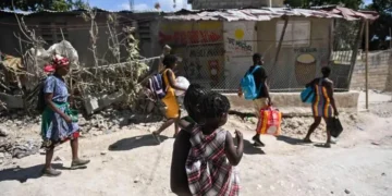 La situación en Haití sigue al rojo vivo y se pospone llegada de la misión de paz