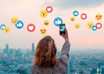 España aprueba ley que regula ‘influencers’