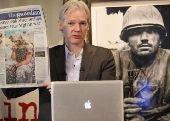 Qué reveló WikiLeaks y por qué EE.UU. persigue ‘a muerte’ a Assange
