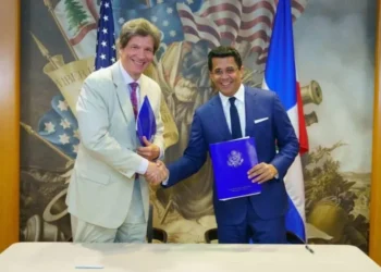 RD y EU firman acuerdo cielo abierto tras 25 años negociaciones