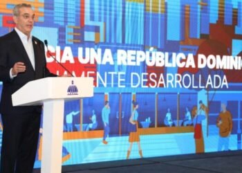 Abinader presenta acciones del gobierno para lograr duplicar PIB RD en el 2036