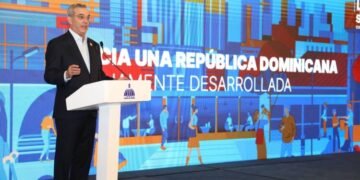Abinader presenta acciones del gobierno para lograr duplicar PIB RD en el 2036