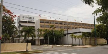 Ministro de Turismo asegura centro de convenciones de Santo Domingo se hará en el antiguo hotel Hispaniola