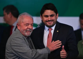 El ministro de Comunicaciones de Brasil es acusado de corrupción por la Policía