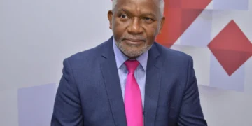 Advierte sobre enfermedad de la democracia dominicana