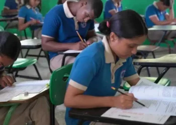 Ministerio de Educación convoca a más de 128 mil estudiantes a Pruebas Nacionales