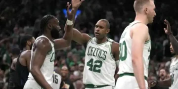 Mavericks necesitan una solución en las Finales de la NBA ante la fórmula de triples de los Celtics