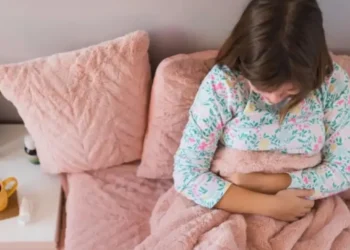 ¿Por qué las niñas están empezando la pubertad de manera prematura?