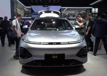 China anuncia acuerdo con UE para evitar aranceles a vehículos