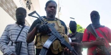 Barbecue le declara la guerra a las tropas de Kenia que recién llegaron el país.