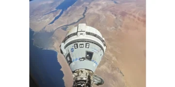Por qué los astronautas de la NASA se retrasan en la estación espacial después del lanzamiento del Boeing Starliner