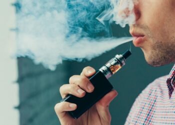 Un joven queda inválido tras fumar vape todo el día