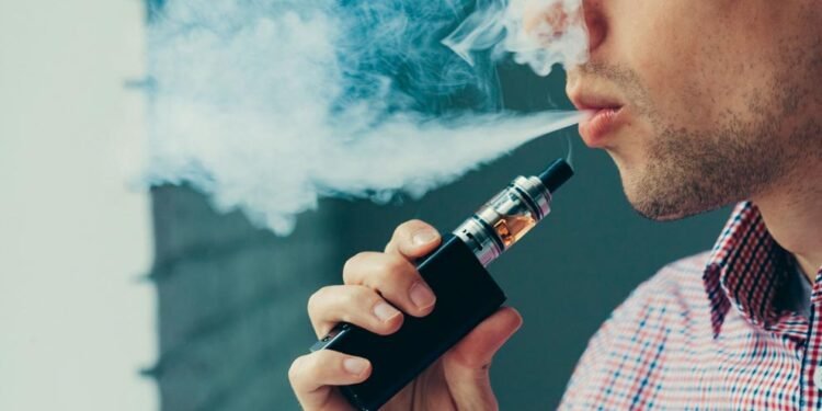 Un joven queda inválido tras fumar vape todo el día