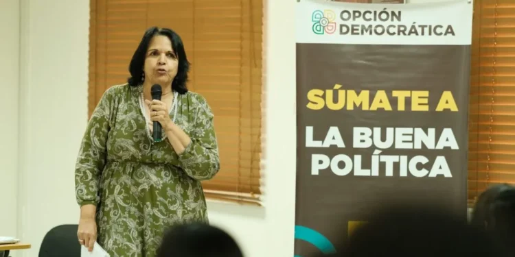 Minou dice a RD le esperan “tiempos difíciles” porque Gobierno de Abinader “intentará acabar con todo lo público”