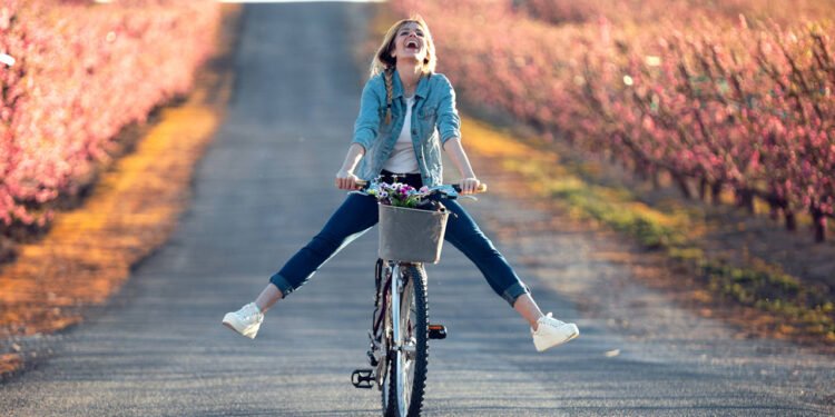 Enrique Rojas, psiquiatra: «Una persona feliz es la que ha sabido construir un proyecto de vida, coherente y realista»