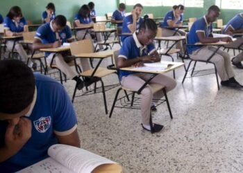 Un 86% de las personas estaría a favor de eliminar las Pruebas Nacionales, según encuesta