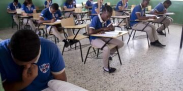 Un 86% de las personas estaría a favor de eliminar las Pruebas Nacionales, según encuesta