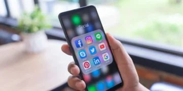 Nueva York promulga las regulaciones más estrictas del país para proteger a los menores de las redes sociales