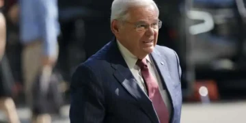 Declaran culpable de todos los cargos al senador demócrata Bob Menéndez