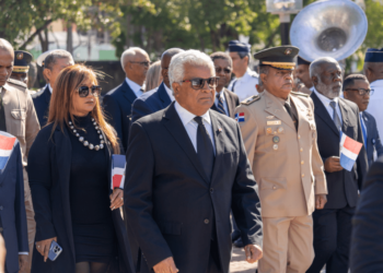 Emiten orden de arresto e impedimento de salida contra director del CEA y Bienes Nacionales, Rafael Burgos Gómez