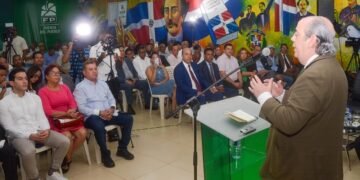 Expertos dicen no hay necesidad de modificar Constitución de RD