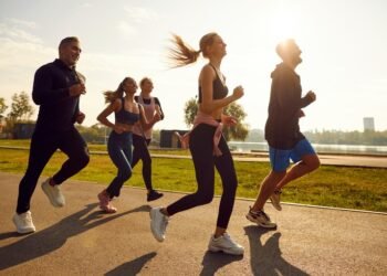 Cuál es la cantidad mínima de ejercicio que se debe realizar en una semana