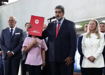 Maduro pide al Supremo que “aclare todo lo que haya que aclarar” sobre las elecciones