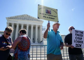 El Supremo de EE.UU. da una inmunidad parcial a Trump en el caso del asalto al Capitolio