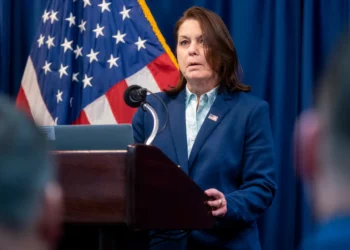 Congreso cita Directora del SS a testificar por atentado a Trump