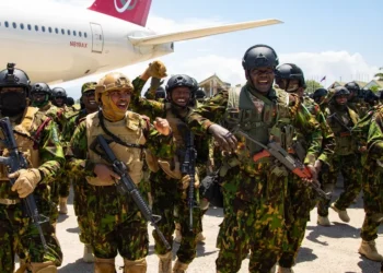 Otros 200 policías Kenia llegan a Haití