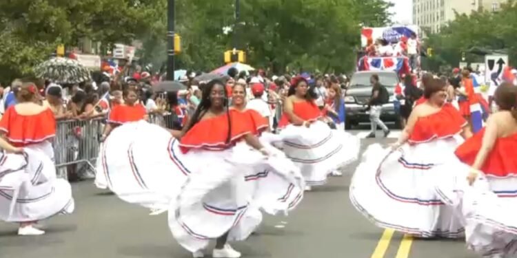 Celebran la edición número 35 del Desfile Dominicano de El Bronx